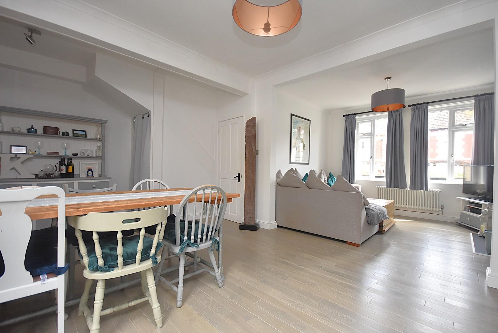 49 Andrew Road, Penarth, CF64 2NT